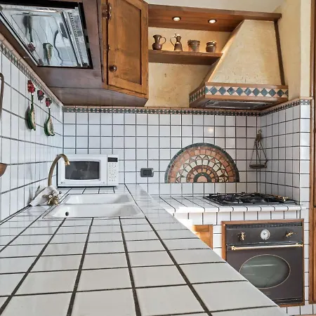Ferienhaus Simplistic Holiday In Montemagno With Terrace *