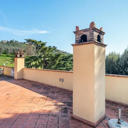 Ferienhaus Simplistic Holiday In Montemagno With Terrace *